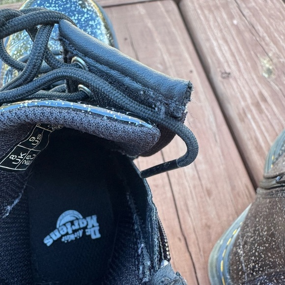 TODDLER 1460 GLITTER LACE UP BOOTS SIZE 9 LIKE NEW CONDITION - Picture 7 of 8